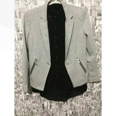Лот: 11960653. Фото: 1. Пиджак Stradivarius. Пиджаки, жакеты, жилеты