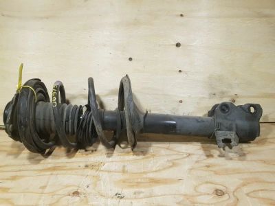 Лот: 18529217. Фото: 1. Стойка Nissan X-Trail T30 QR20DE... Ходовая, подвеска, рулевое управление