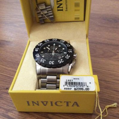 Лот: 7088336. Фото: 1. Часы мужские Invicta 1957 Reserve. Оригинальные наручные часы