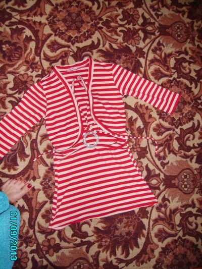 Лот: 3138235. Фото: 1. Кофточки 42-44.Отдам за шоколадку... Блузы, рубашки, водолазки