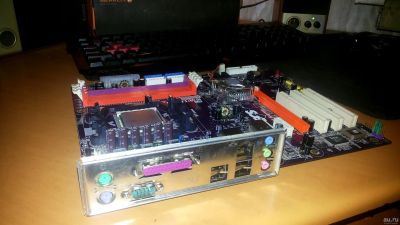 Лот: 14731649. Фото: 1. Материнская плата ECS nforce4m-a... Материнские платы