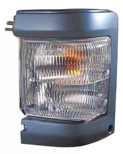 Лот: 7384042. Фото: 1. Габарит Mazda Bongo (Бонго ) SK... Оптика и освещение