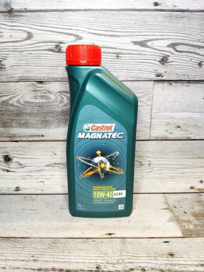 Лот: 14106078. Фото: 1. Масло Castrol Magnatec кастрол... Масла, жидкости