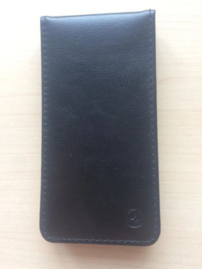Лот: 7168879. Фото: 1. Чехол для iPhone 5 черный кожанный. Чехлы, бамперы