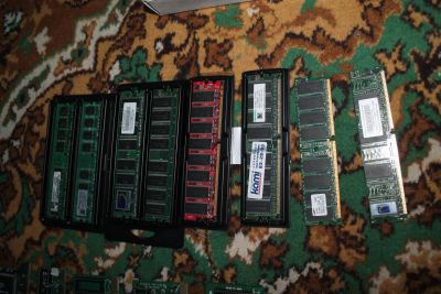 Лот: 4956634. Фото: 1. 256 mb*1 pc3200 cl3 ddr1 400mhz... Оперативная память