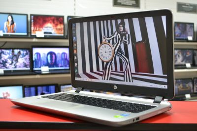 Лот: 15388950. Фото: 1. HP 15-K150NR (15,6"/intel Core... Ноутбуки