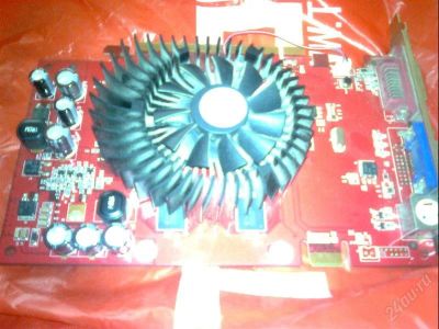 Лот: 2127038. Фото: 1. продам видеокарту nvidia 7600gs... Видеокарты