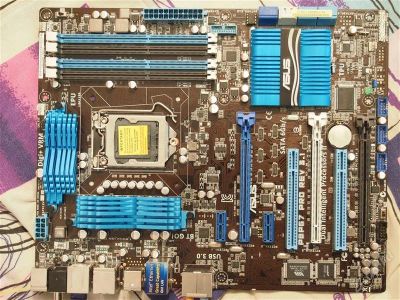Лот: 2148451. Фото: 1. Asus P8P67 PRO REV3.1. Отличная... Материнские платы