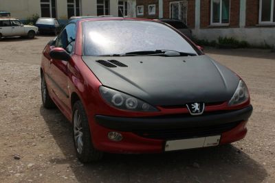 Лот: 8209454. Фото: 1. Продам кабриолет Peugeot 206CC. Автомобили