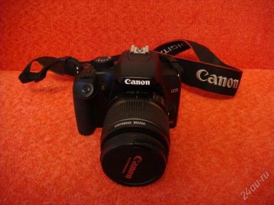Лот: 137493. Фото: 1. DSLR фотокамера Canon EOS 1000D... Цифровые зеркальные
