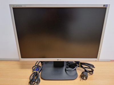 Лот: 25335638. Фото: 1. Монитор LG Flatron L192WS-SN. ЖК-мониторы