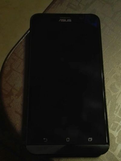 Лот: 10262383. Фото: 1. Asus ZenFone 2 ZE551ML. Смартфоны