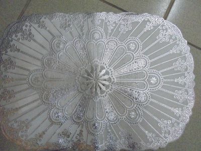 Лот: 7247427. Фото: 1. Салфетка ПВХ на стол 48*30 ажурная... Скатерти, салфетки