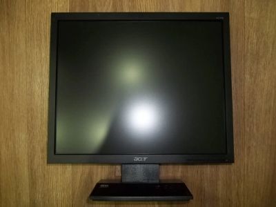 Лот: 10921324. Фото: 1. монитор Aser 17". ЖК-мониторы