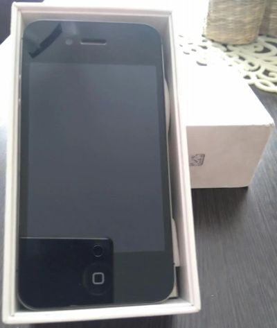 Лот: 9610326. Фото: 1. iphone 4s черный 16 Gb. Смартфоны