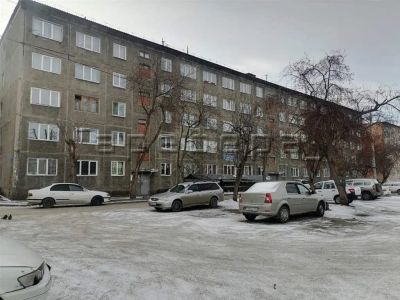 Лот: 19700188. Фото: 1. комната на ул. Коммунальная -... Квартиры, студии