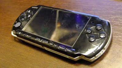 Лот: 1182470. Фото: 1. psp c 10 играми срочно !. Игры для консолей