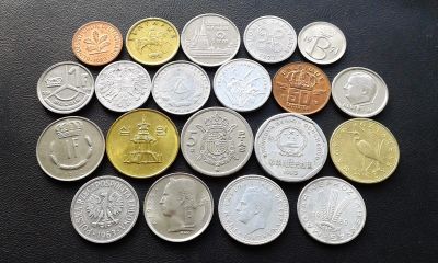 Лот: 14576894. Фото: 1. 20 иностранных монет - одним лотом... Наборы монет