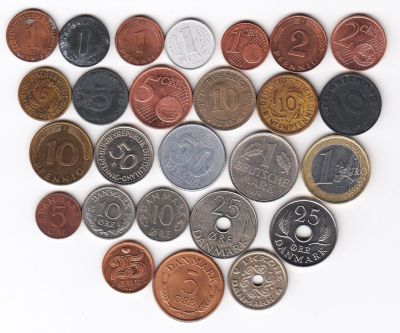 Лот: 11940650. Фото: 1. Европа 26 монет. Европа