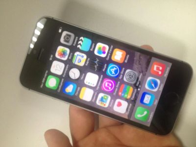 Лот: 4740085. Фото: 1. iPhone 5s 16gb. Смартфоны