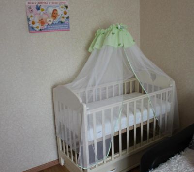 Лот: 11222259. Фото: 1. Кроватка детская от 0 до 3 лет. Детские кровати и кроватки