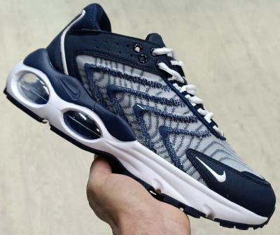 Лот: 20013633. Фото: 1. Кроссовки мужские Nike air max... Кеды, кроссовки, слипоны