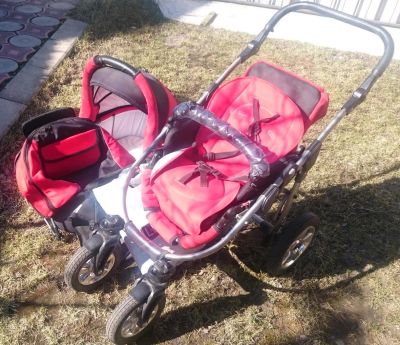 Лот: 11547075. Фото: 1. Коляска 2 в 1 Riko Amigo. Коляски