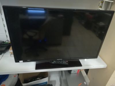 Лот: 12960966. Фото: 1. Телевизор Samsung UE32EH4030W... Телевизоры