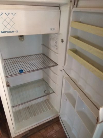 Лот: 14323630. Фото: 1. продам холодильник Бирюса 2. Холодильники, морозильные камеры