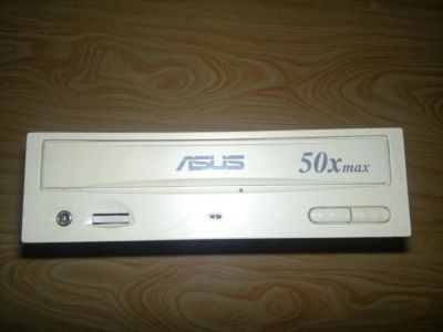 Лот: 9269745. Фото: 1. CD привод. Приводы CD, DVD, BR, FDD