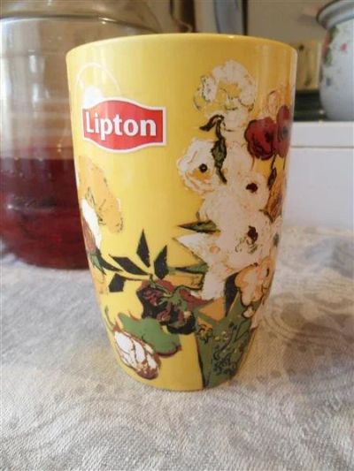 Лот: 1855125. Фото: 1. Кружка Lipton. Кружки, стаканы, бокалы