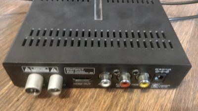 Лот: 25669296. Фото: 1. Цифровая DVB-T2 приставка, неисправная... Цифровое, спутниковое ТВ