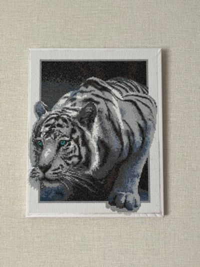 Лот: 25888811. Фото: 1. Готовая картина из алмазной мозаики. Картины, рисунки