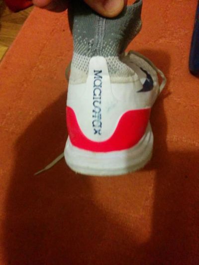 Лот: 9656661. Фото: 1. Футзалки Nike. Кеды, кроссовки, слипоны
