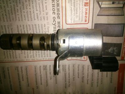 Лот: 10837122. Фото: 1. Клапан VVT-I Toyota Vitz Passo... Двигатель и элементы двигателя
