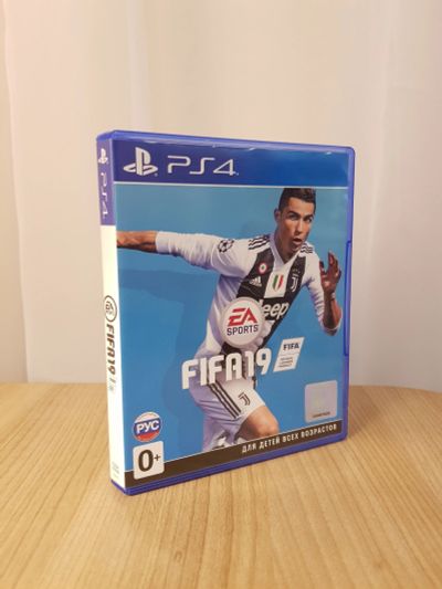 Лот: 15478636. Фото: 1. FIFA 19 PS4 (FIFA19). Игры для консолей