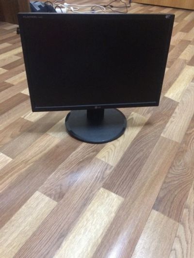 Лот: 15512549. Фото: 1. Монитор L194WS LG Flatron. ЖК-мониторы