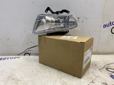 Лот: 21714018. Фото: 1. Фара противотуманная Hyundai Accent... Оптика и освещение
