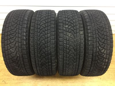 Лот: 14576940. Фото: 1. 235/65 R17 Bridgestone Blizzak... Шины