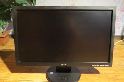 Лот: 9530993. Фото: 1. Монитор Acer V193HQ Диагональ... ЖК-мониторы