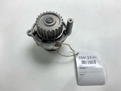 Лот: 24979845. Фото: 1. Помпа Volkswagen Passat 1997 06B121011E... Двигатель и элементы двигателя