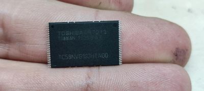 Лот: 18953649. Фото: 1. Nand flash toshiba TC58NVG1S3HTA00... Микросхемы