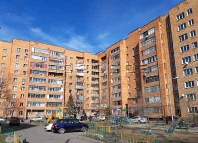 Лот: 13605030. Фото: 1. 4-комнатная квартира на ул. Калинина... Квартиры, студии