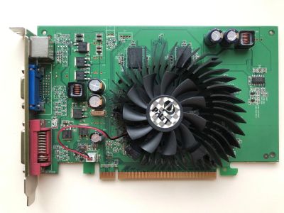 Лот: 18979632. Фото: 1. PCI-E 256Mb GeForce 7300GT. Видеокарты