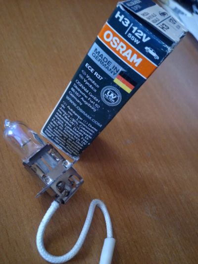 Лот: 19335137. Фото: 1. Лампочка галогеновая Osram H3... Оптика и освещение