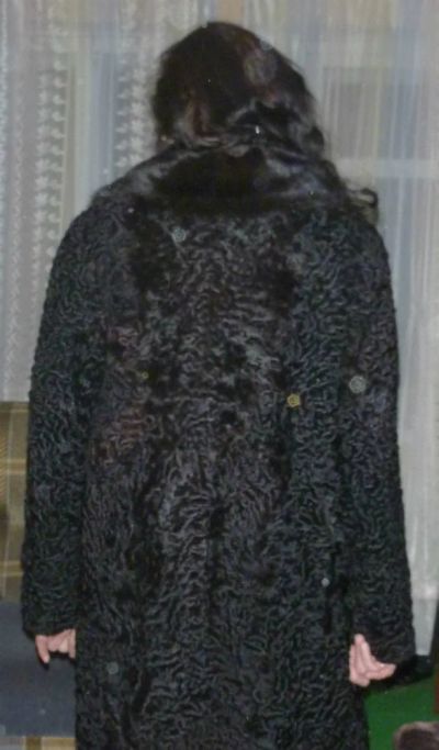 Лот: 8889511. Фото: 1. Шуба каракуль. Верхняя одежда