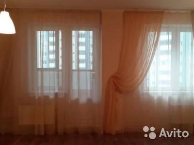 Лот: 5701252. Фото: 1. новая готовая шторка.цвет-бежевый... Шторы, тюль