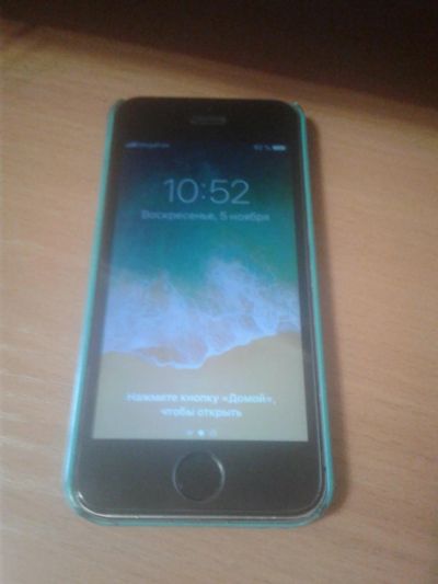 Лот: 10568357. Фото: 1. iphone 5s 64gb. Смартфоны