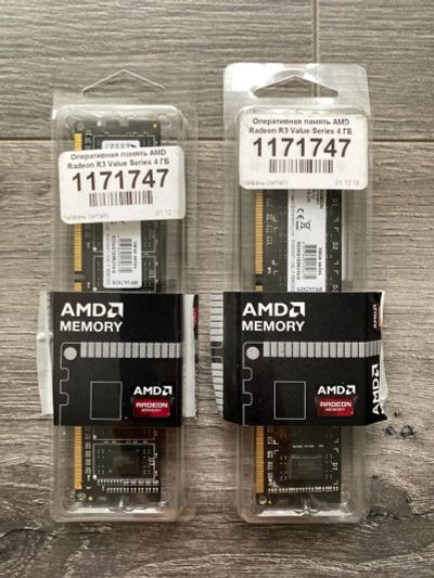 Лот: 16210176. Фото: 1. AMD Radeon R3 Value (R334G1339U1S-U... Оперативная память