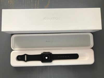 Лот: 14027346. Фото: 1. Apple watch Series 2. Смарт-часы, фитнес-браслеты, аксессуары